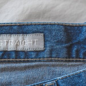 Custom ODM Straight-Leg Denim Jeans for Wholesale Buyers